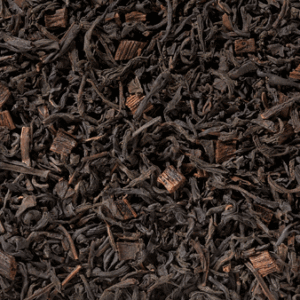 Melnā tēja ar vaniļas gabaliņiem